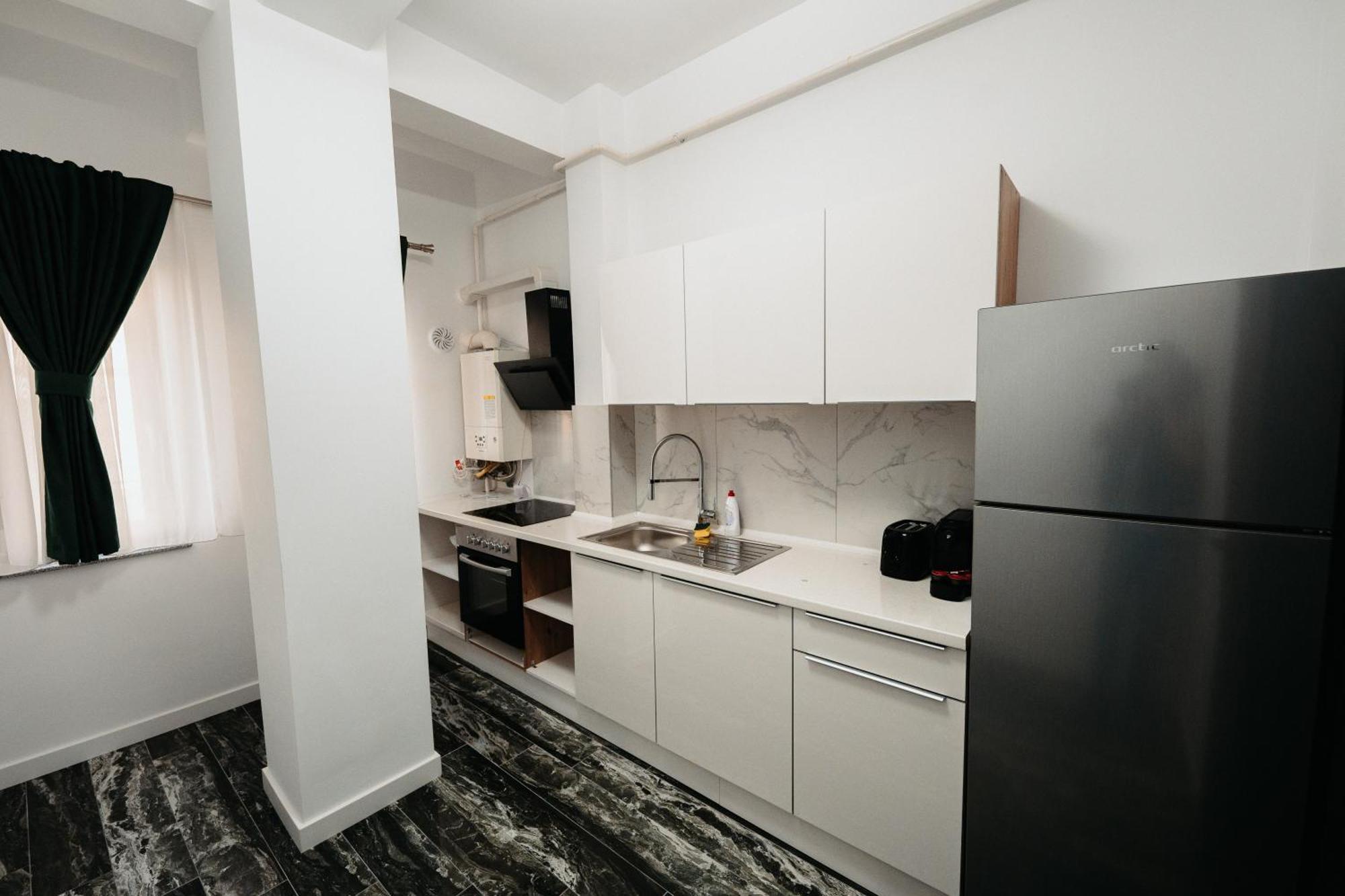 Luxury Cozy Apartments Сучеава Екстериор снимка