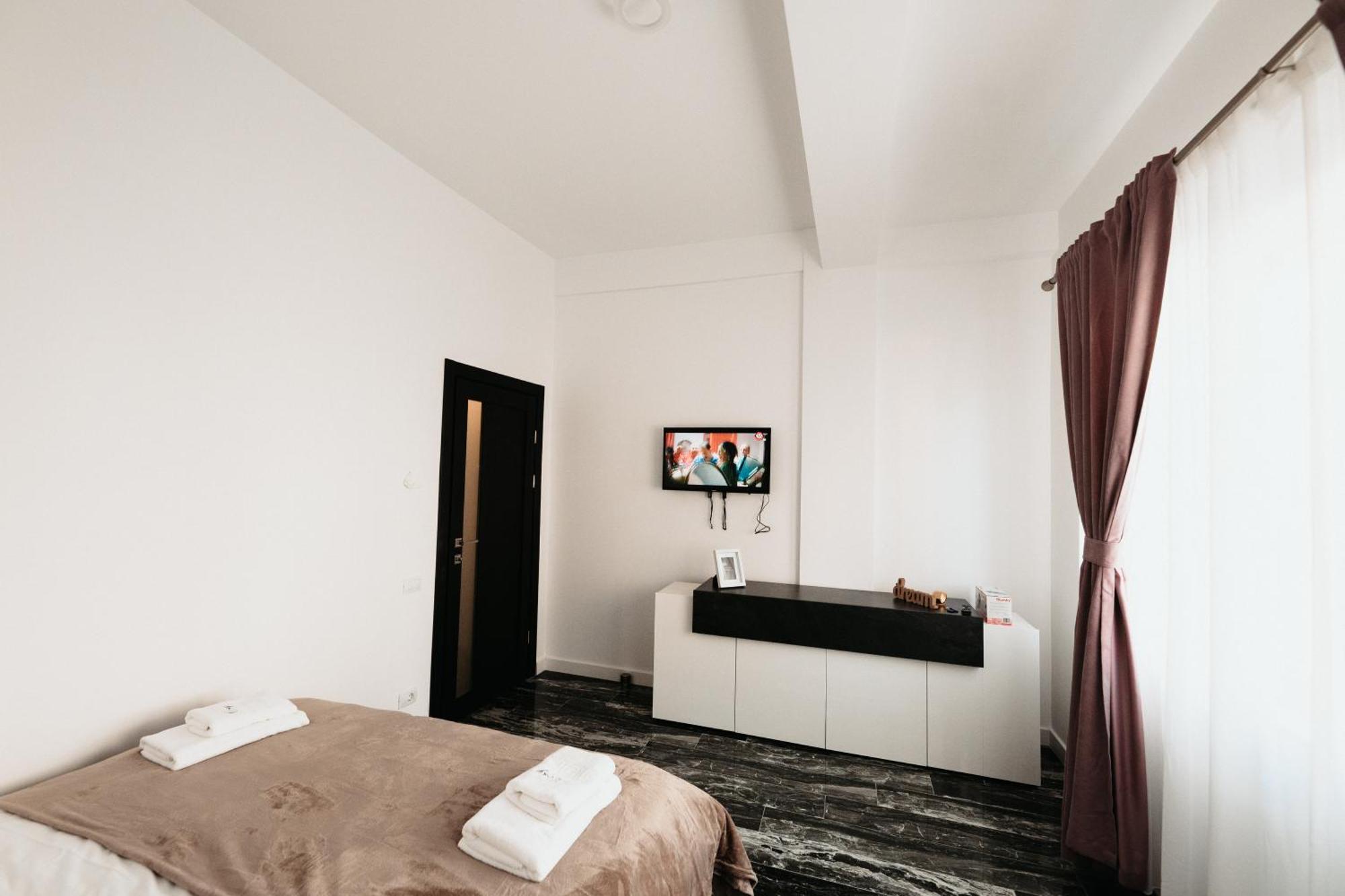 Luxury Cozy Apartments Сучеава Екстериор снимка