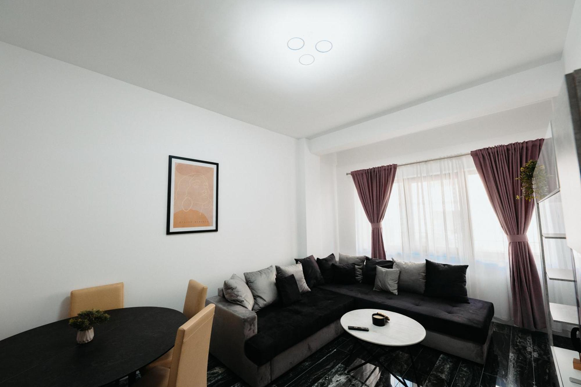 Luxury Cozy Apartments Сучеава Екстериор снимка