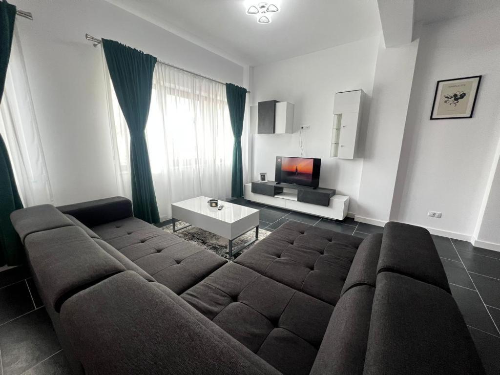 Luxury Cozy Apartments Сучеава Екстериор снимка