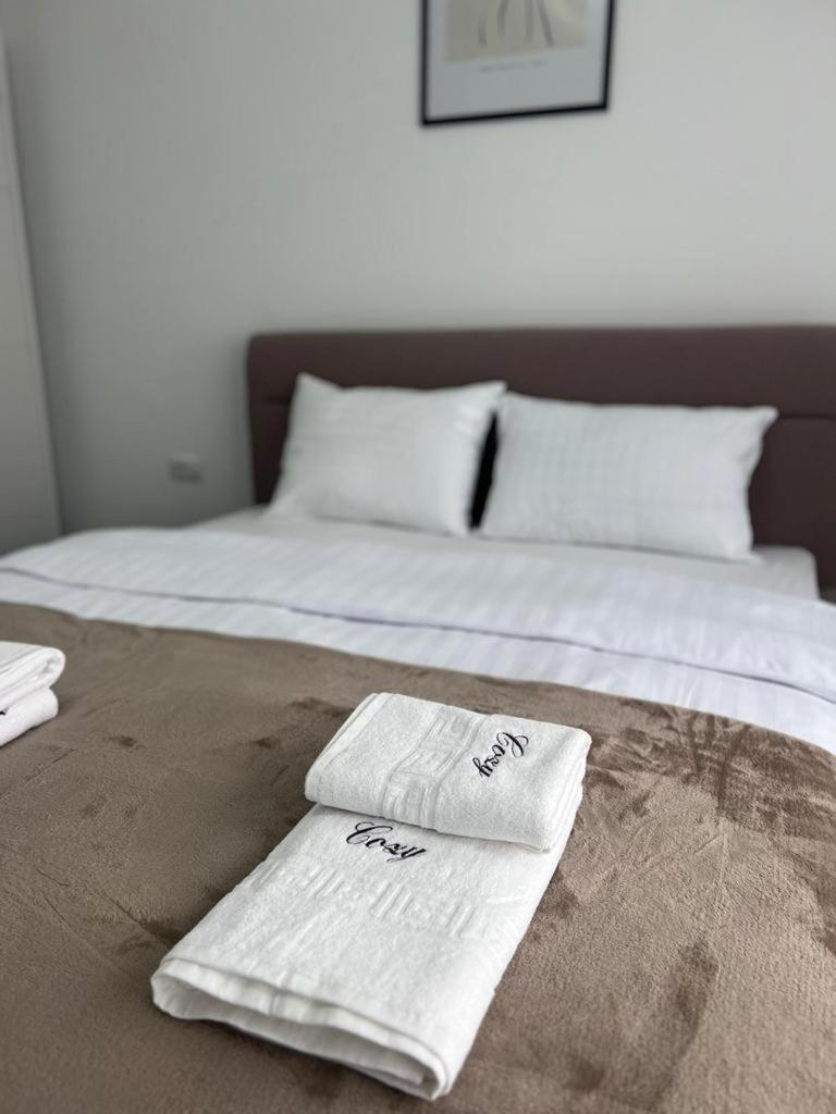 Luxury Cozy Apartments Сучеава Екстериор снимка