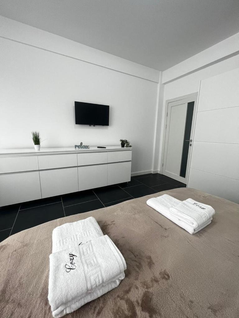 Luxury Cozy Apartments Сучеава Екстериор снимка