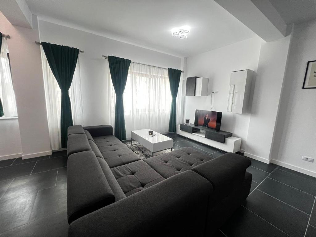 Luxury Cozy Apartments Сучеава Екстериор снимка